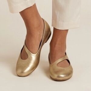Vintage Y2K Puma Bronzy Gold Ballet Sneaker Flats - 7US
